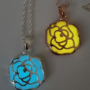 NWT-  Luminous Glow in the Dark Floral Necklace